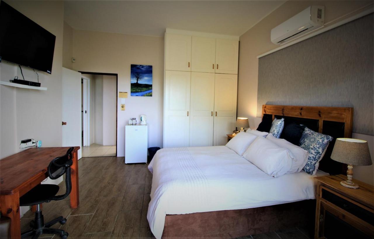 Cove View B&B イースト・ロンドン エクステリア 写真